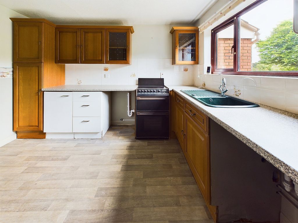 Property photo 2 of 16