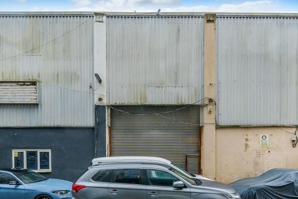 Property photo 3 of 3 1088993 2.Jpg