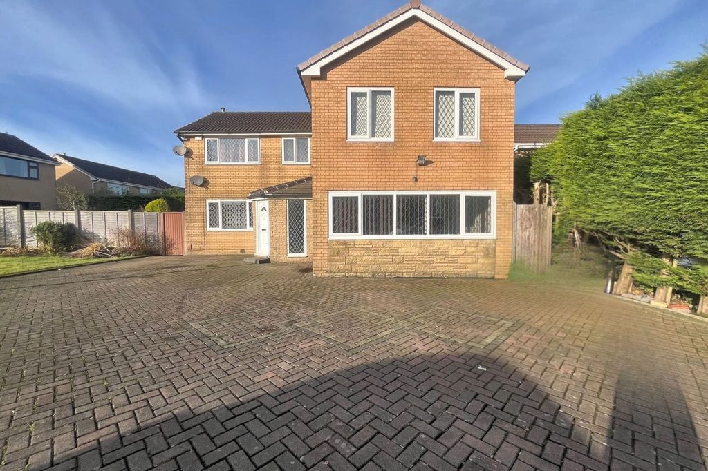 Property photo 1 of 21