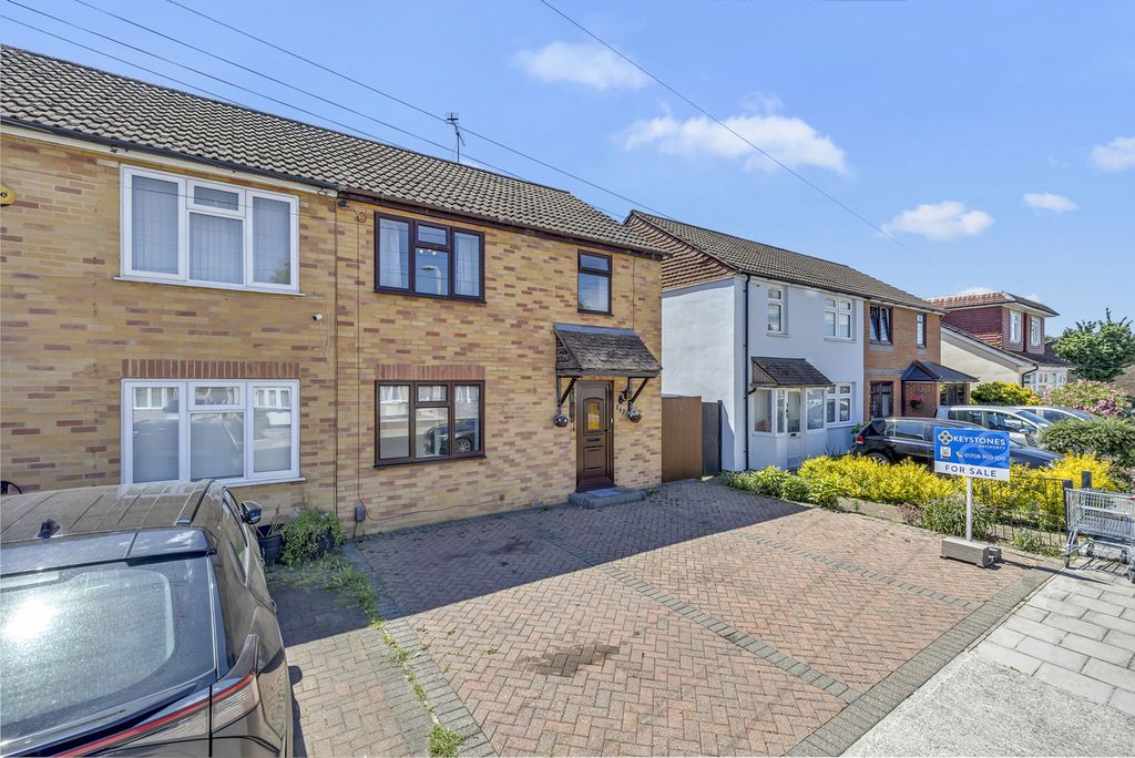 Property photo 1 of 25