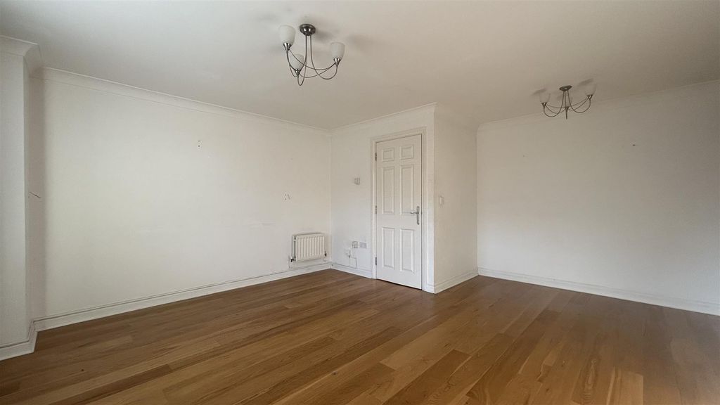 Property photo 2 of 10 Image00012.Jpeg