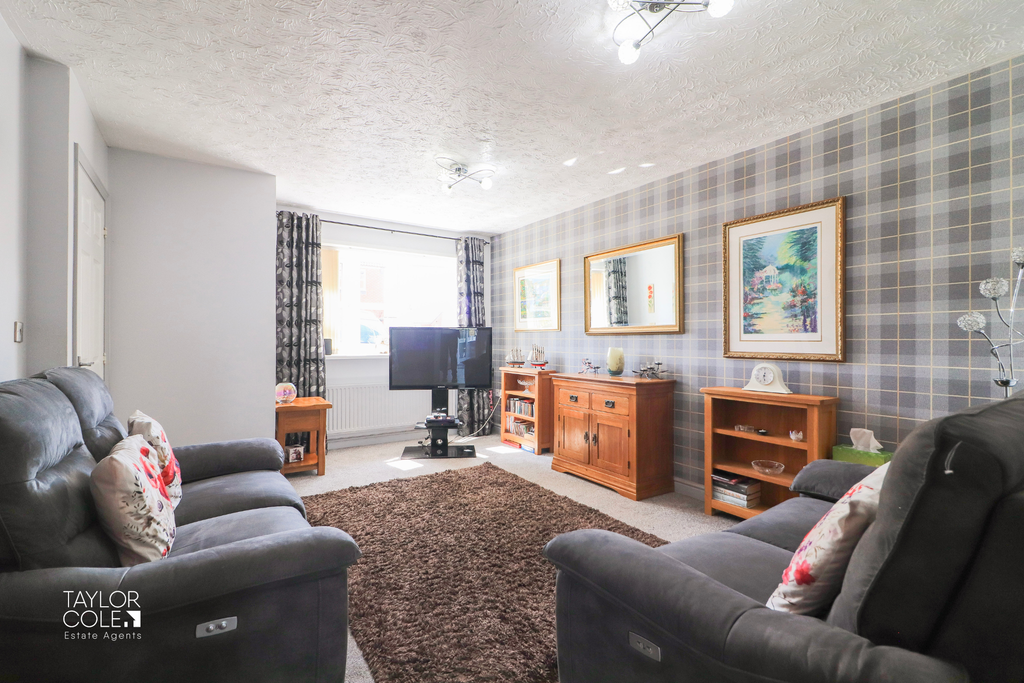 Property photo 2 of 23 2