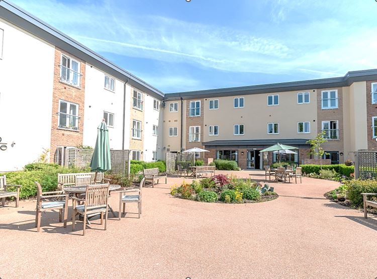 Property photo 1 of 10