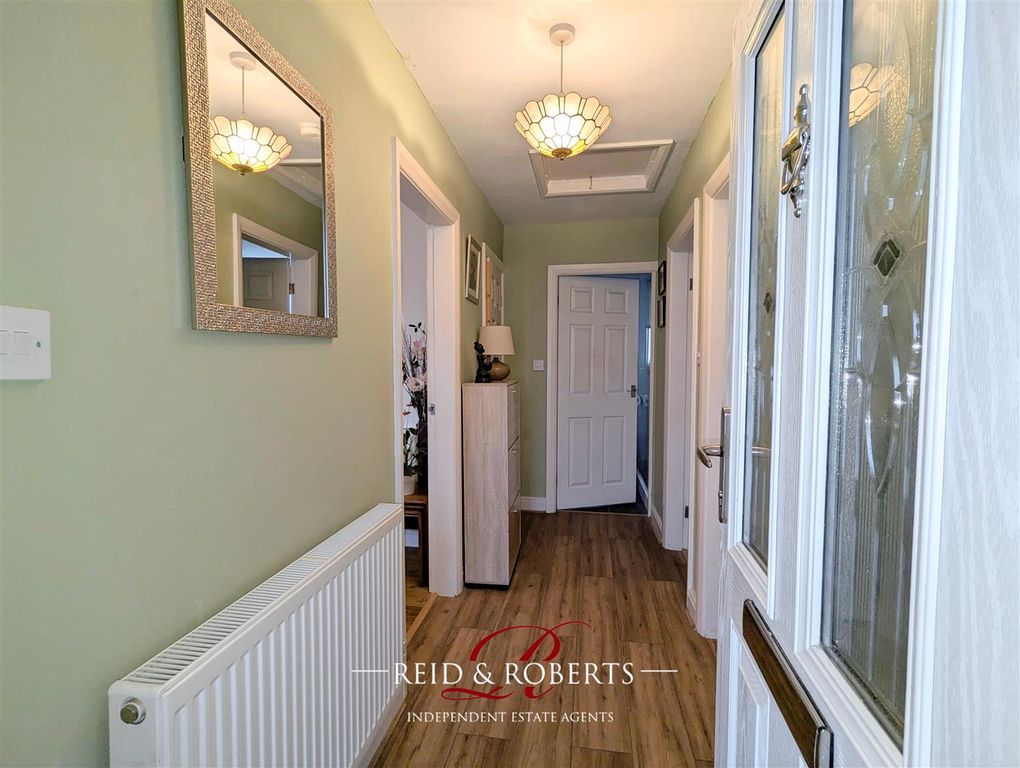 Property photo 2 of 17 Hallway