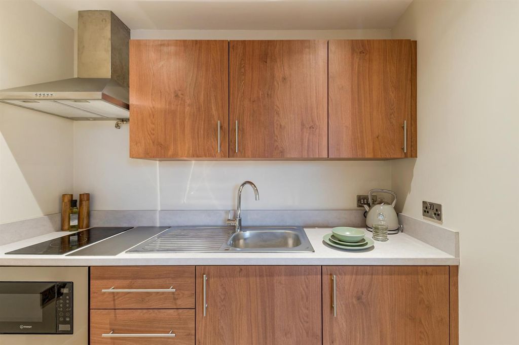 Additional image 5 of Studio to rentElmwood Avenue, Belfast BT9