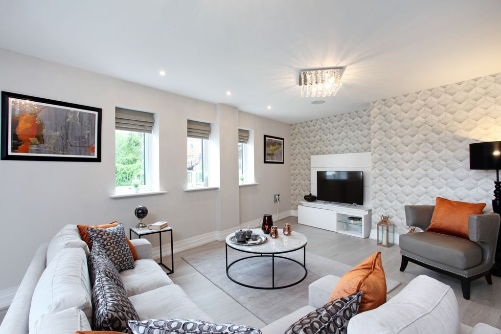 Property photo 2 of 12