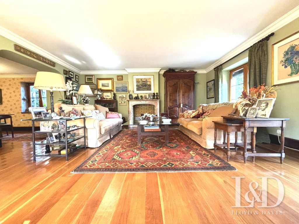 Property photo 3 of 7