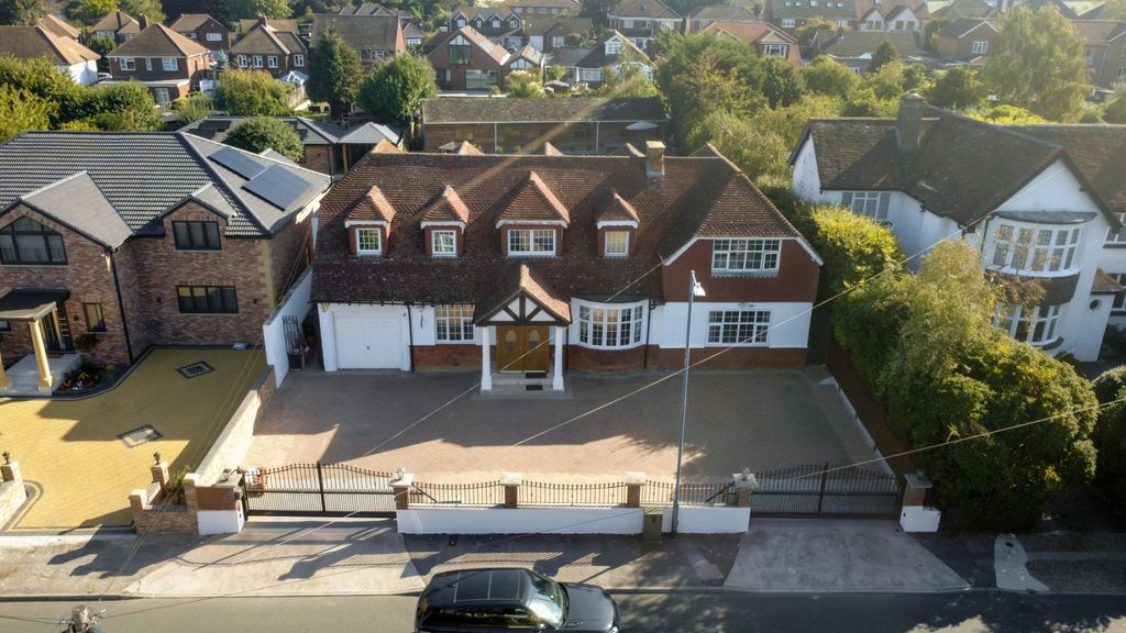 Property photo 3 of 47 5436902