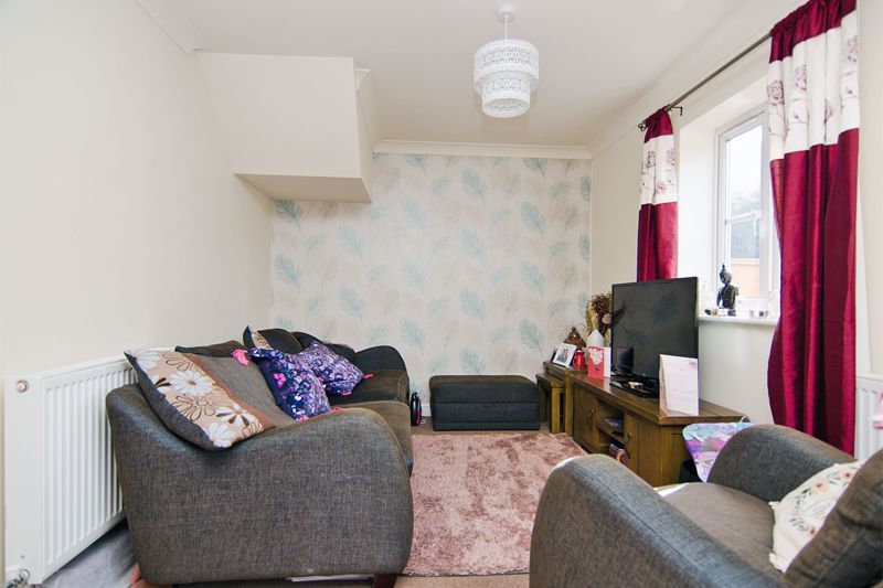 Property photo 3 of 14 Photo 9