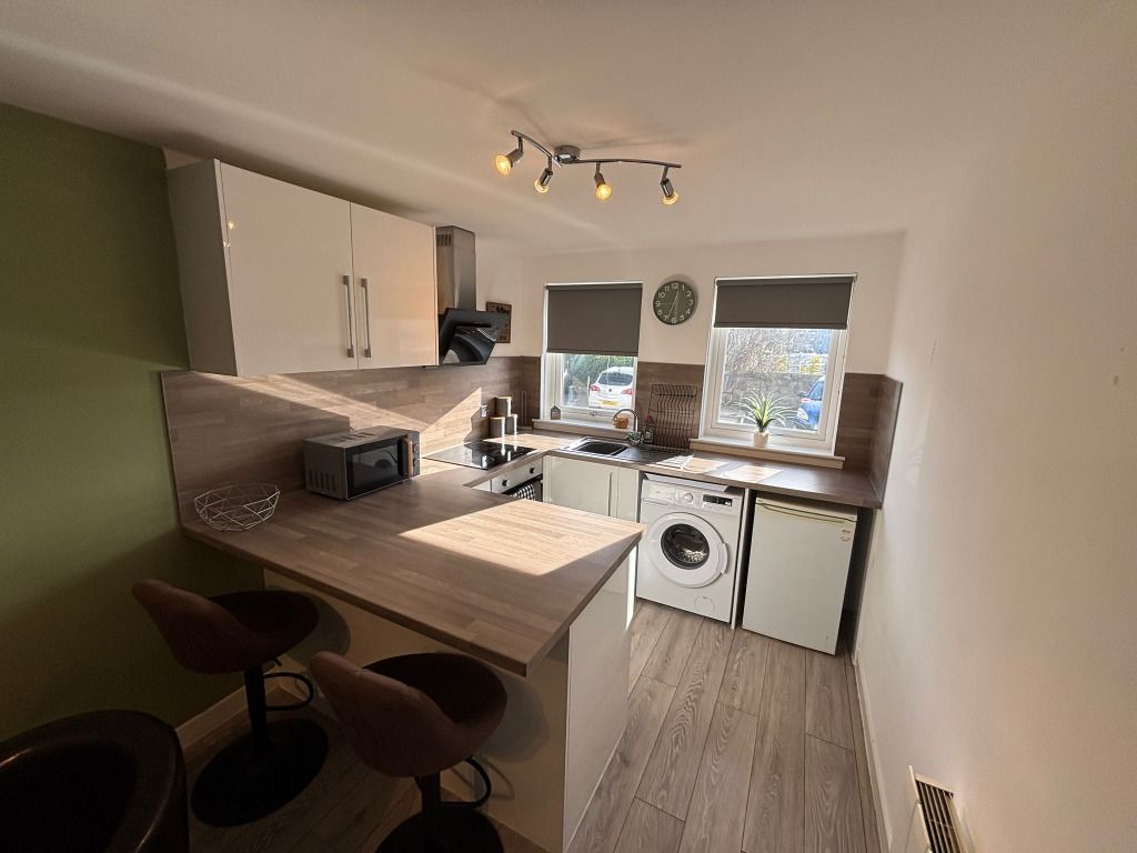 Property photo 2 of 8 Photo 2