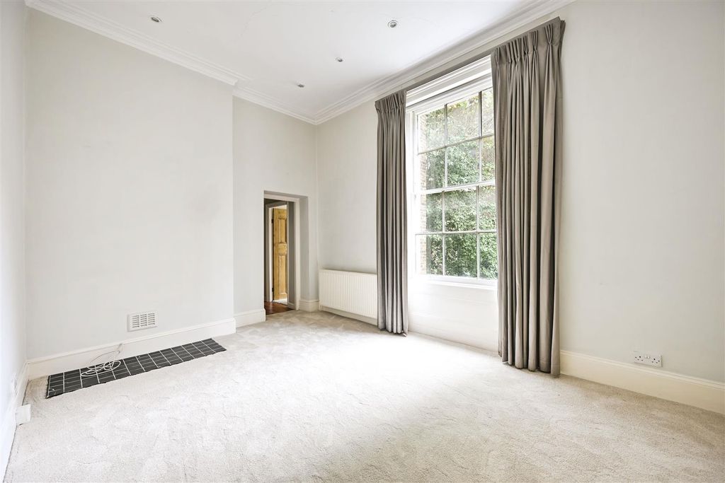 Property photo 2 of 9 Dsc_9019.Jpg