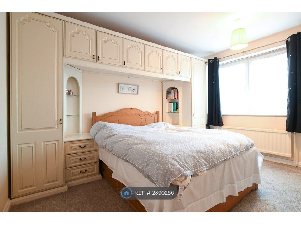 Property photo 3 of 20 Main Bedroom With Fitted Wardrobes