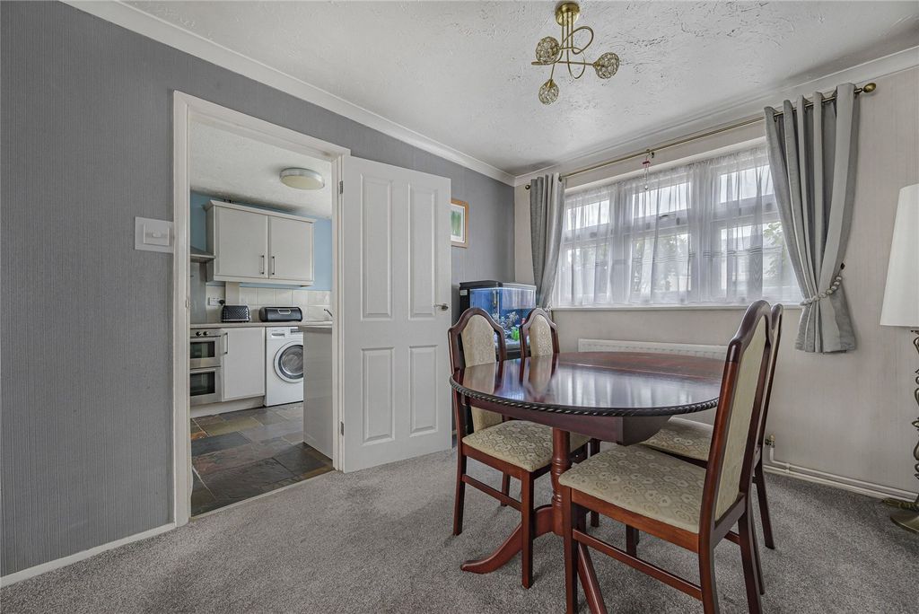 Property photo 3 of 27 Picture No. 17