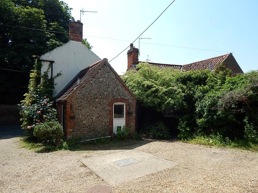 Property photo 3 of 25