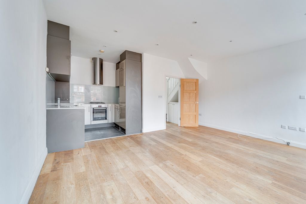 Property photo 3 of 12 Ndb05147_Enfused
