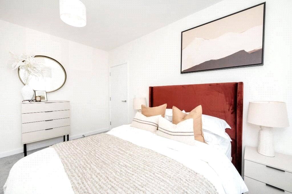 Property photo 3 of 20 Bedroom