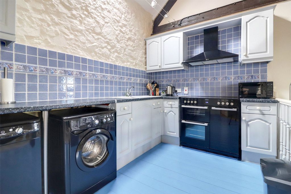 Property photo 3 of 15 Picture No. 15