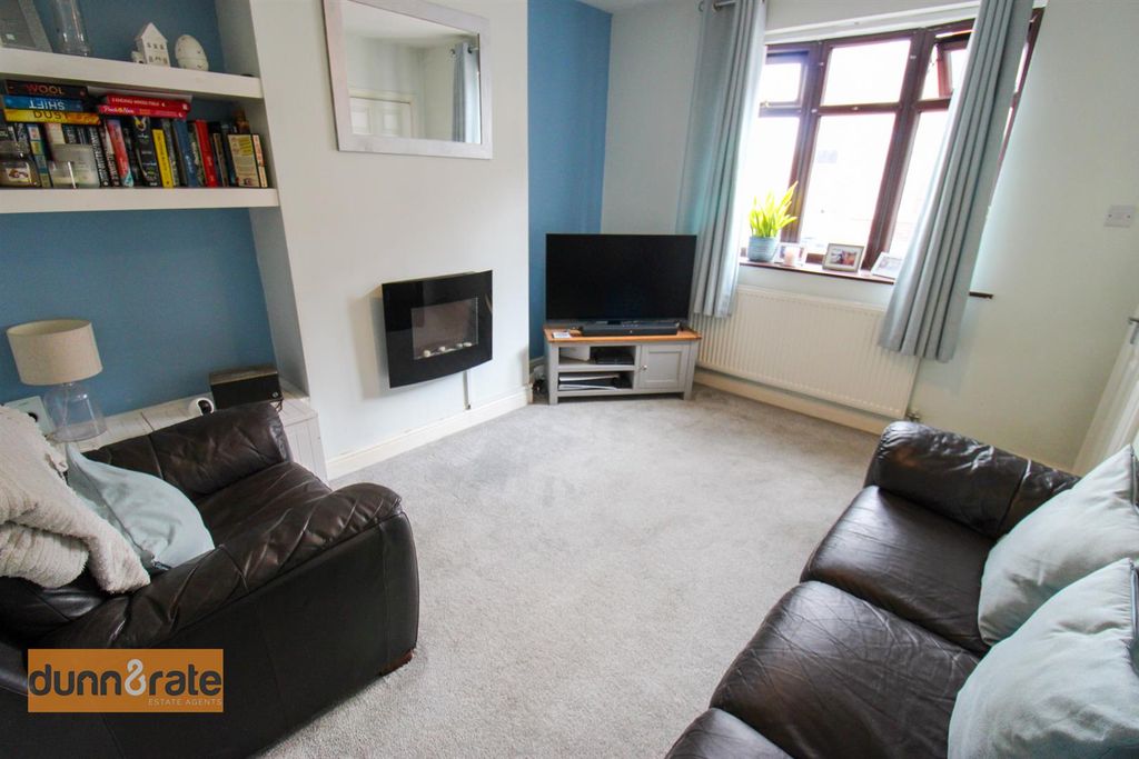Property photo 3 of 17 Img_6831.Jpg