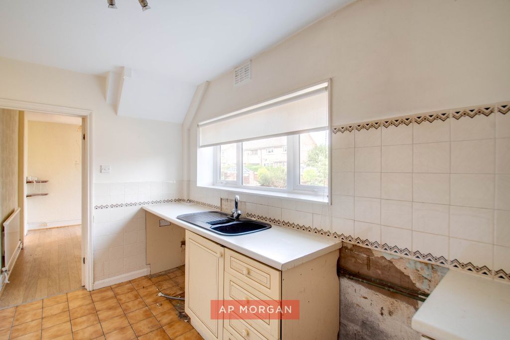 Property photo 2 of 16 Picture No. 04