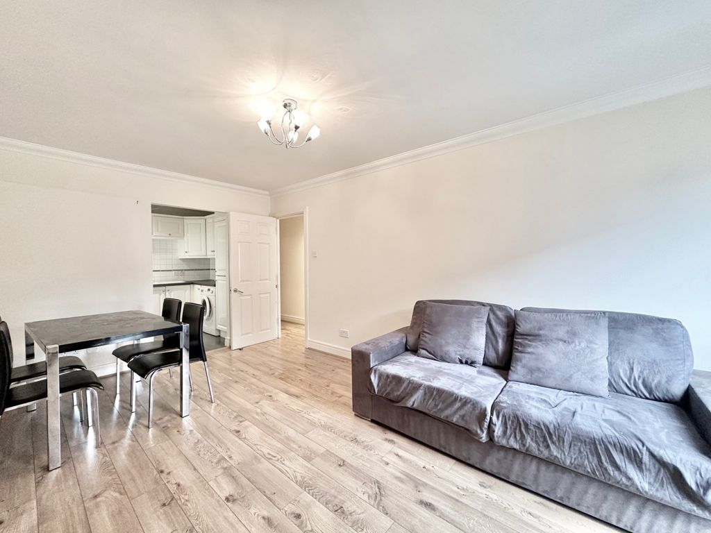 Property photo 2 of 12 Gallery