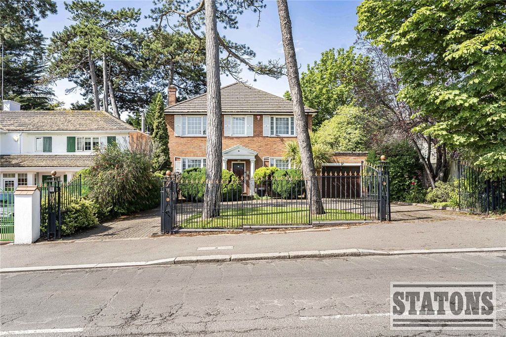 Property photo 2 of 27 Picture No. 06