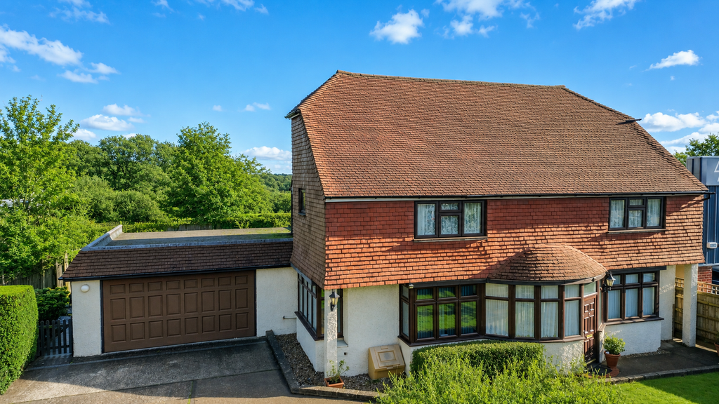 Property photo 1 of 16