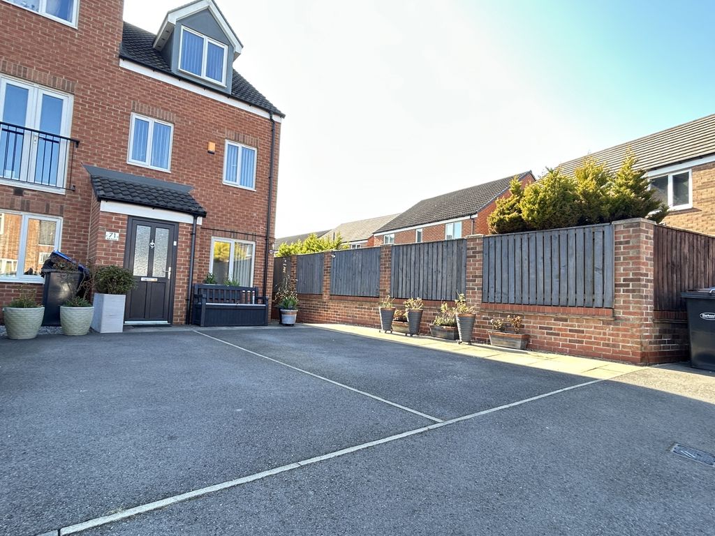 Property photo 1 of 17 Img_1762
