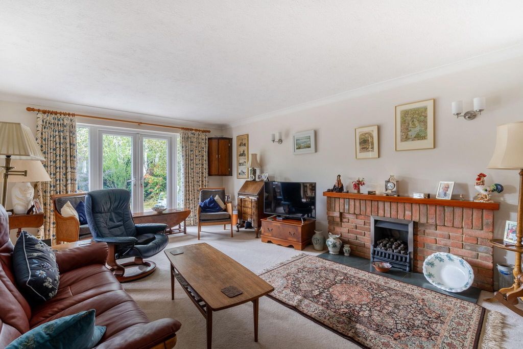Property photo 2 of 13 Image