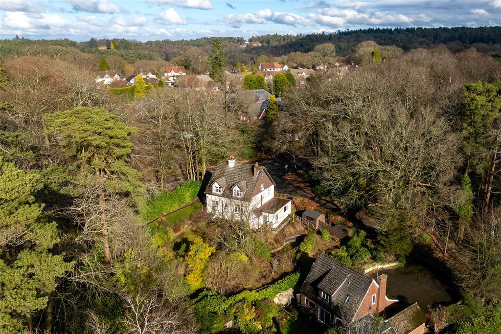 Property photo 1 of 25 Picture No. 32