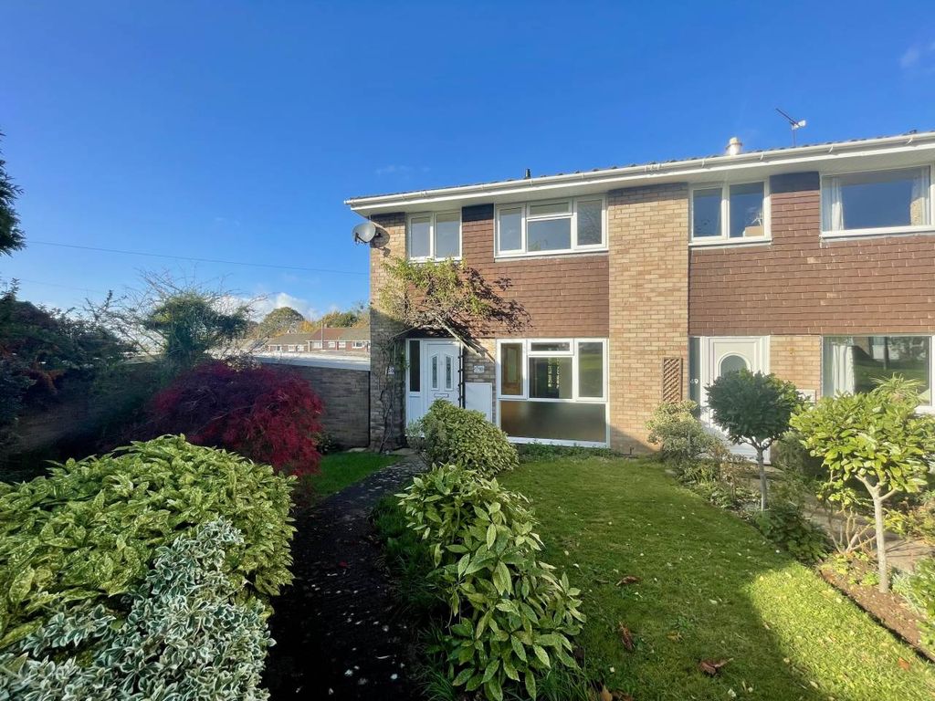 Property photo 1 of 17 Front