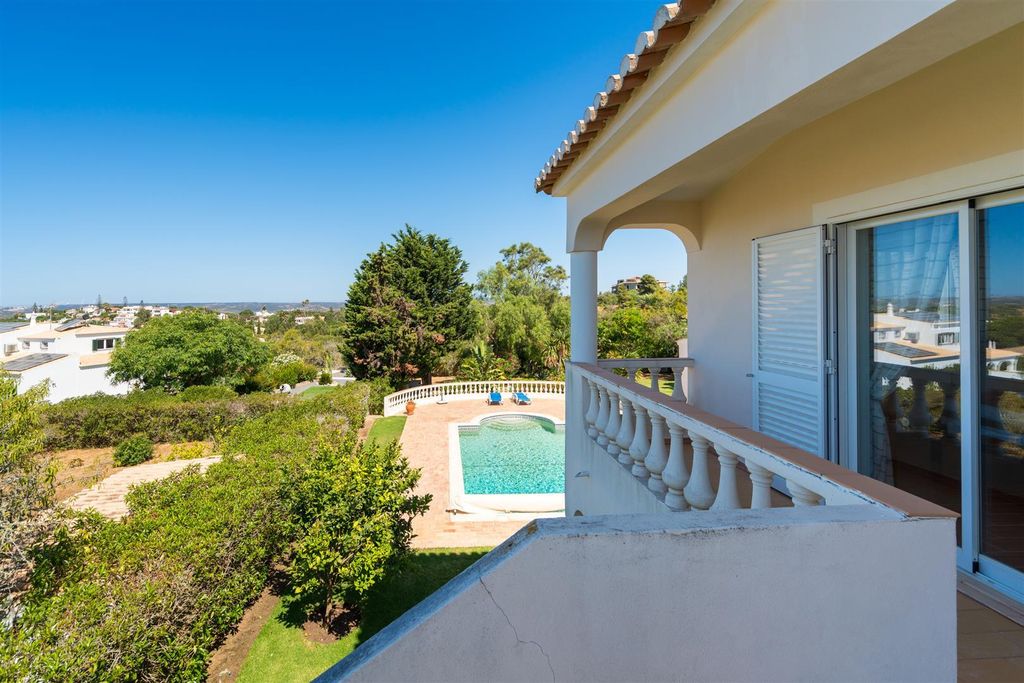 Property photo 3 of 29 Image