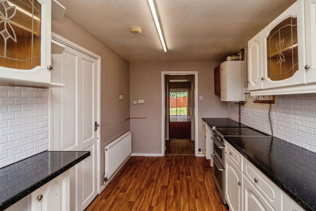 Property photo 2 of 20 Pbox-Img.Jpg