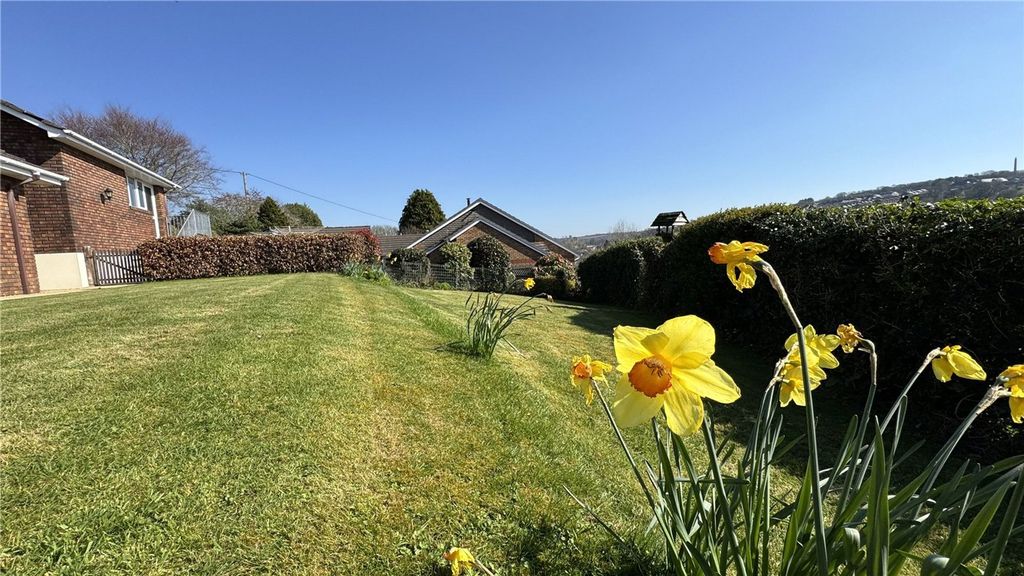 Property photo 3 of 17 Picture No. 07