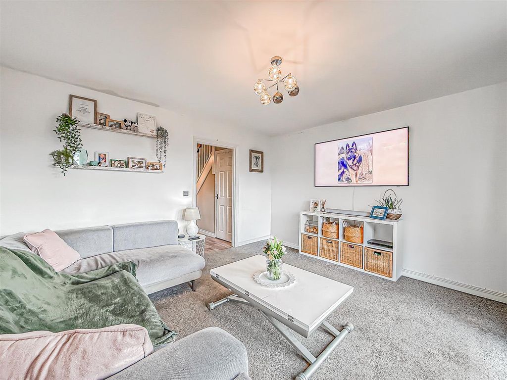 Property photo 2 of 18 5-1.Png