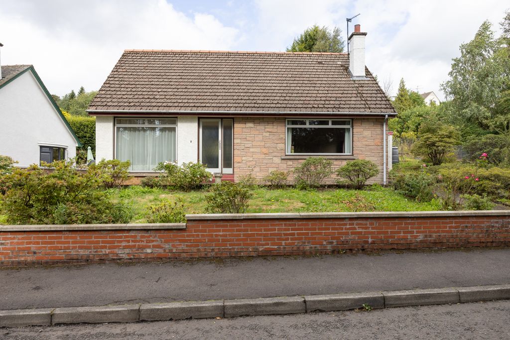 Property photo 2 of 36