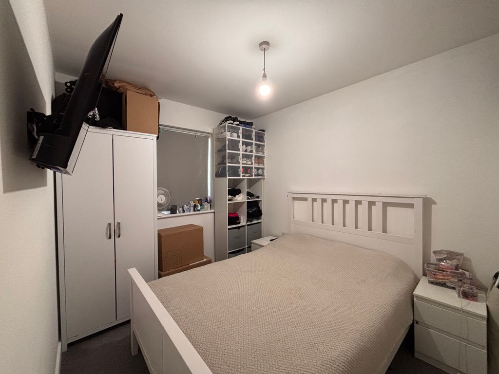 Property photo 1 of 8 View