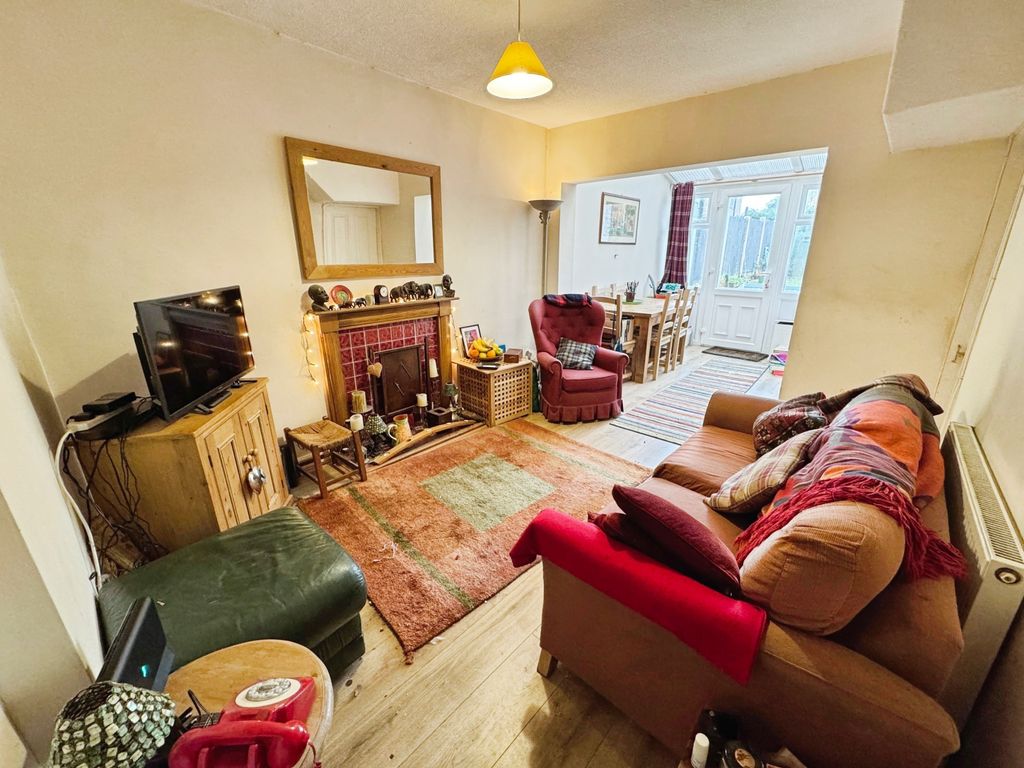 Property photo 3 of 15