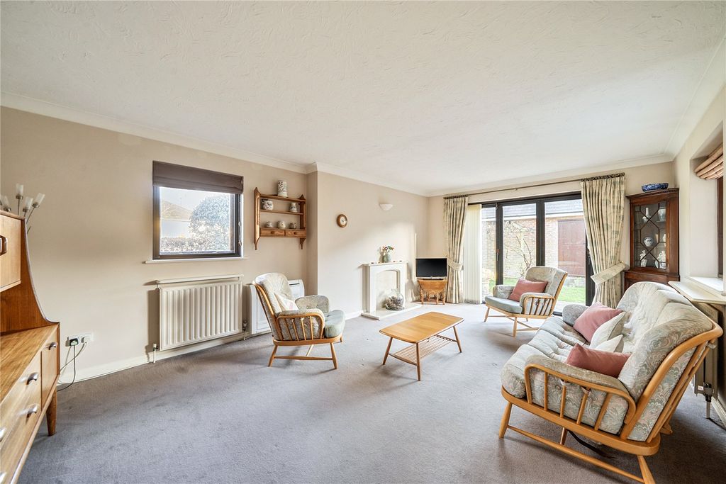 Property photo 2 of 22 Picture No. 11