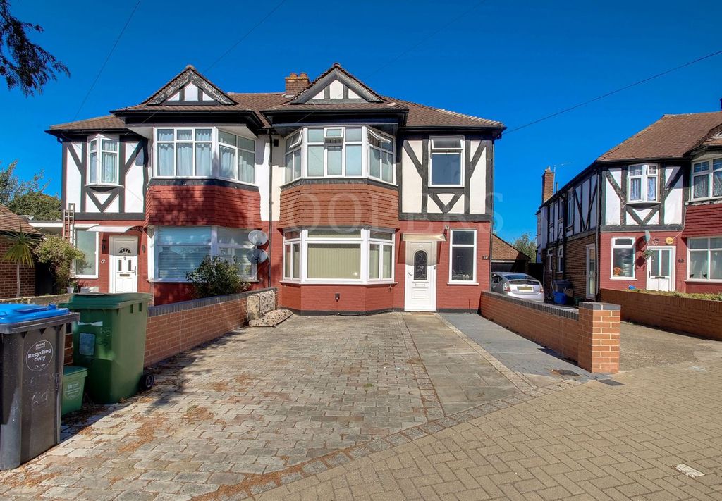 Property photo 1 of 10