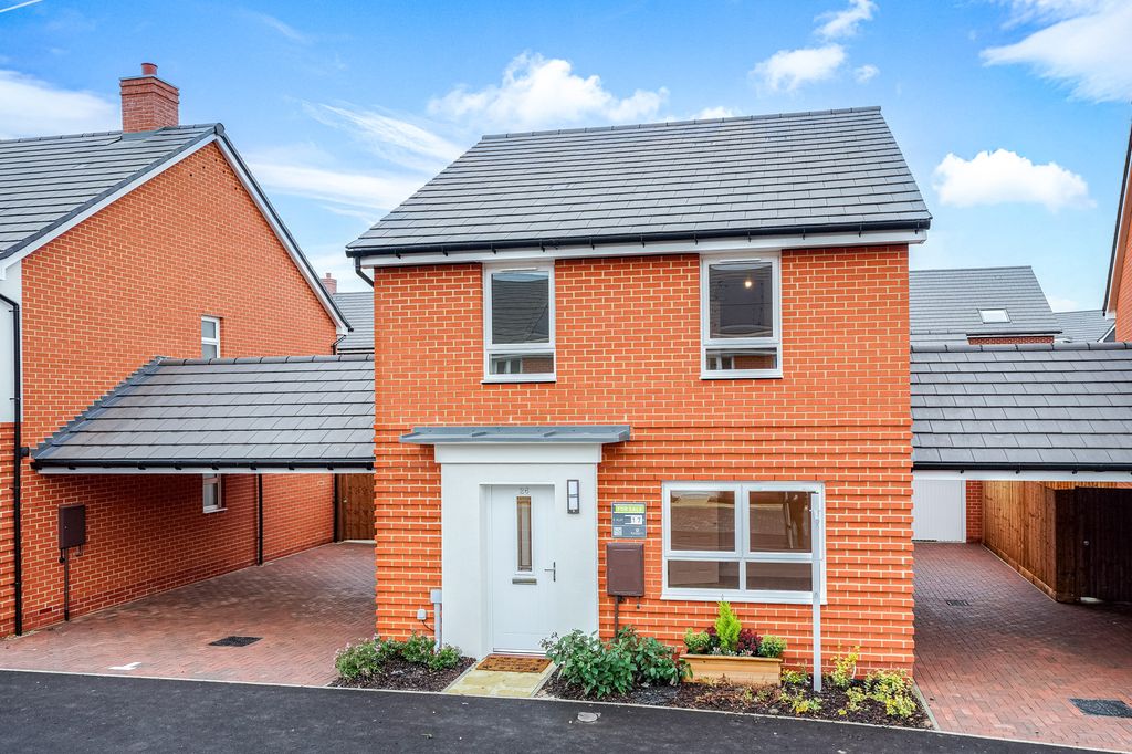 Property photo 2 of 8