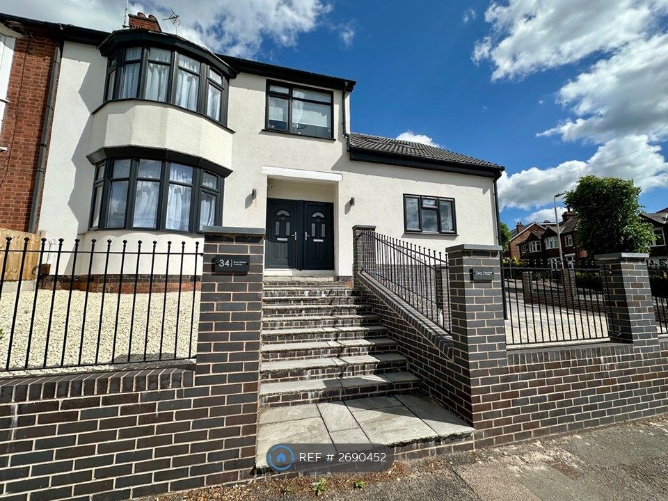 Property photo 2 of 19