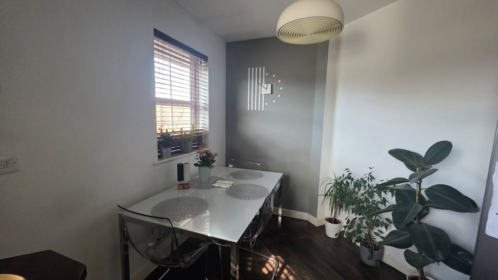 Additional image 7 of 2 bed flat for saleThe Sidings, Bristol BS16
