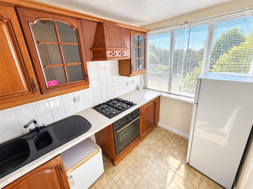 Property photo 3 of 7 11 Mayfair Kitchen x 2.Jpeg