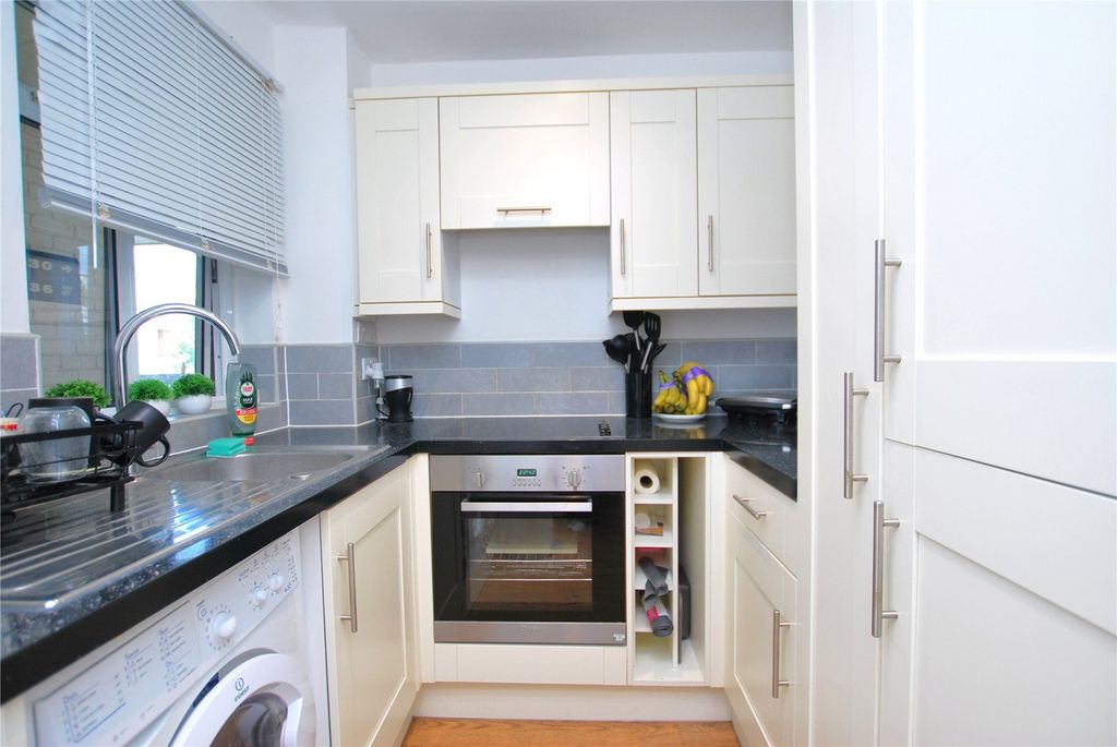 Property photo 2 of 6 Picture No. 01