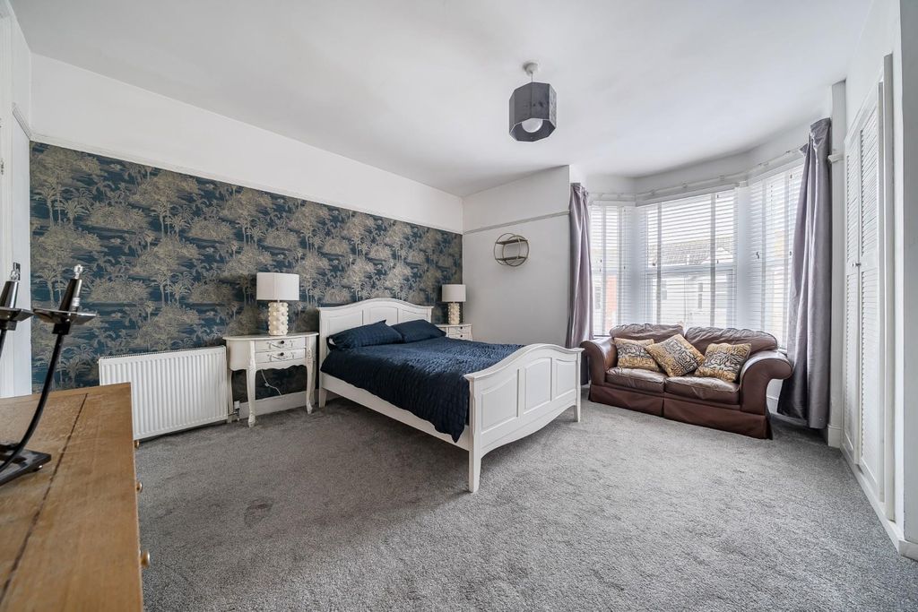 Property photo 2 of 13 1408034-21-6980A1E70d3F2.Jpg