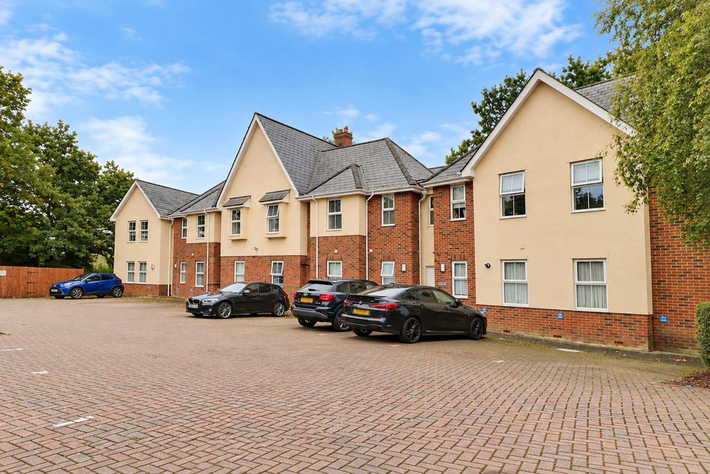 Property photo 1 of 10