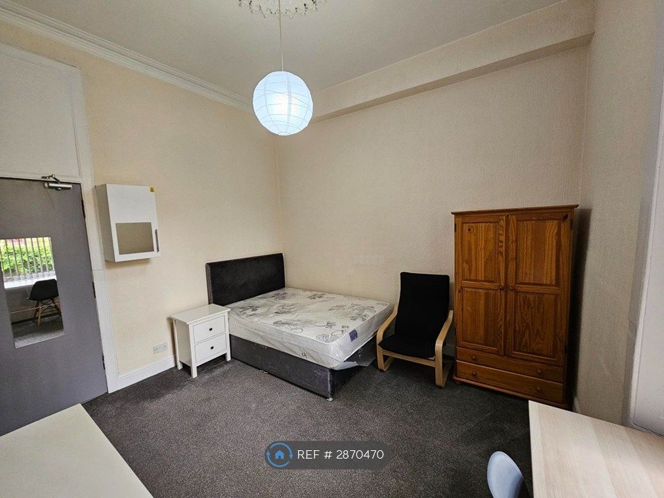 Property photo 2 of 10 Room 3