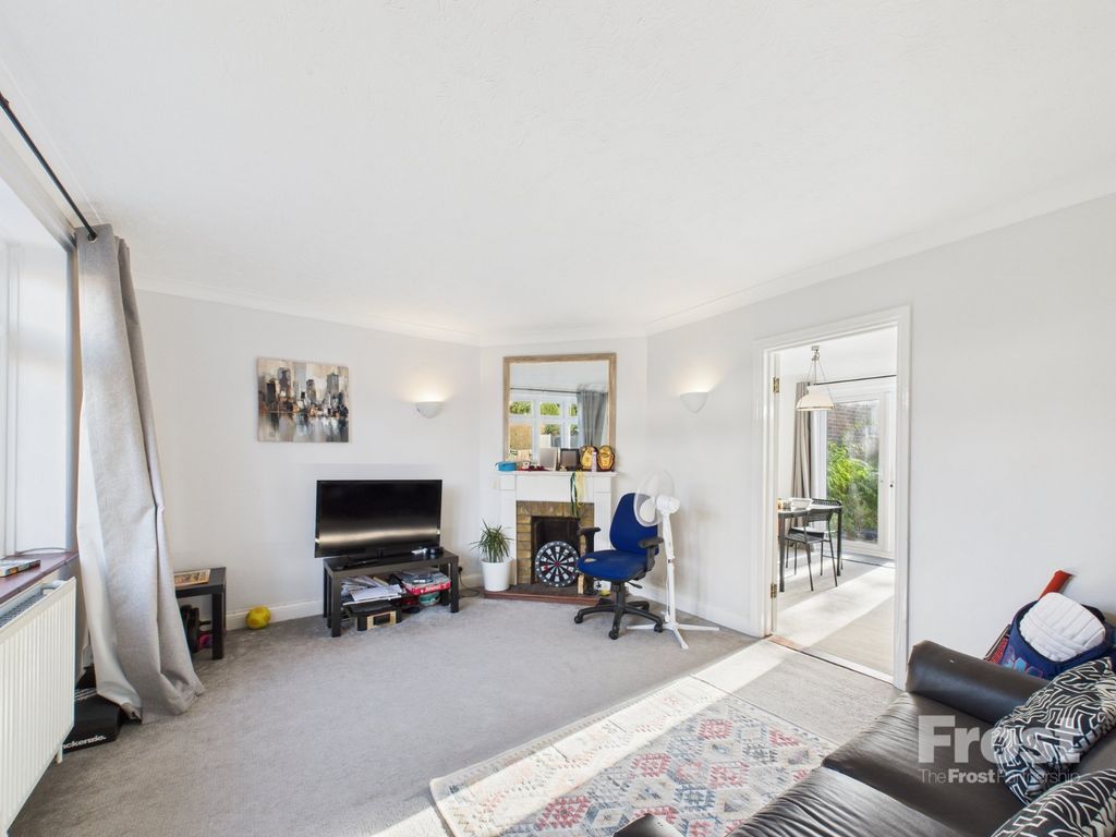 Property photo 2 of 14 Picture No. 24