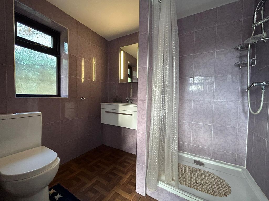 Property photo 3 of 6 Gallery