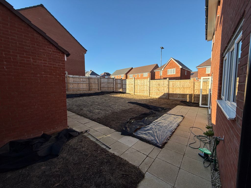 Property photo 3 of 29